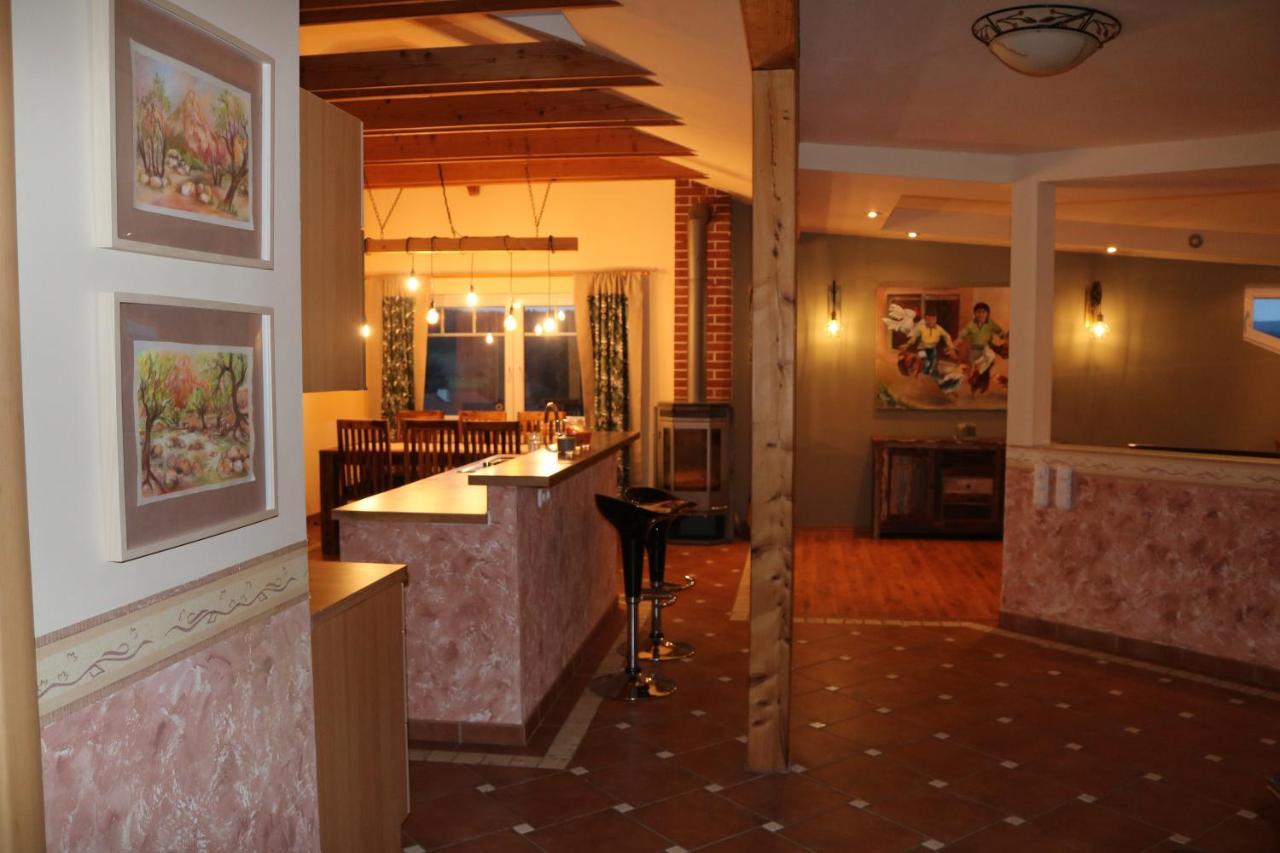 Helle, Offene Dachgeschosswohnung Mit Terrasse Oberloisdorf Bagian luar foto